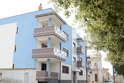 Image de Lumineux et spacieux appartement de trois pièces, deux salles de bains, vue sur la verdure, terrasses, 8 lits