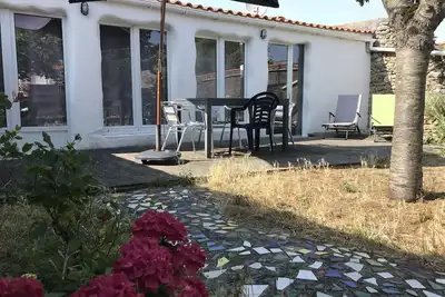 Image de Maison avec jardin au centre de la Chaume, proche des plages et commerces