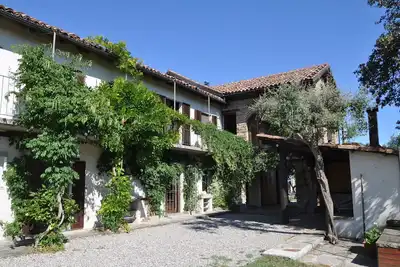 Image de Belle ferme à Loazzolo, Piémont, avec piscine privée et vue panoramique