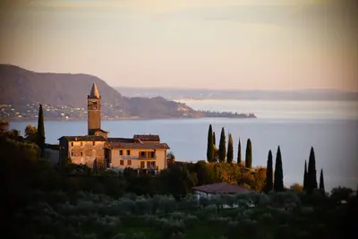 Image de Gaino: Maison / villa - Toscolano-Maderno