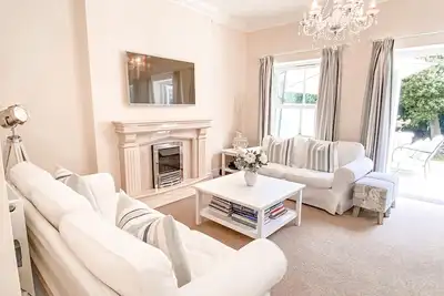 Image de Magnifique maison, vue sur la mer, intérieur luxueux, spéciaux de Pâques disponibles