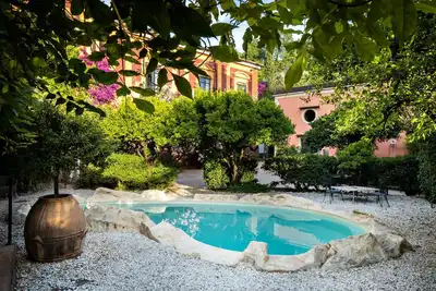 Image de 6 suites indépendantes dans une villa historique près de Naples Vésuve Pompéi Caserte