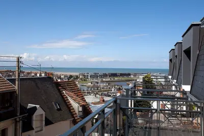 Image de Vue Mer: \"Le Clos\", 3p Neuf Gd Standing (70 m2) - famille (4\/5 p) - Trouville