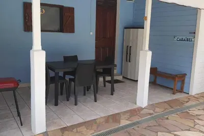 Image de Gite (1-5 pers: 2chb), Propriété Clôturée et sa grande Piscine