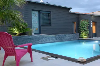 Image de Maison 50m des plages 2 chambres 4 pers avec piscine chauffée privée