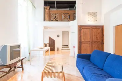 Image de Loft de luxe au cœur du patrimoine mondial de l'Unesco. Plus Central serait impossible