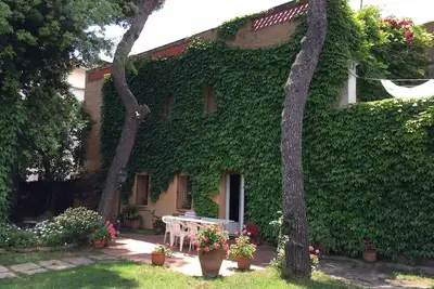 Image de Villa méditerranéenne près de la mer et Barcelone
