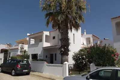 Image de Spacieuse villa de 3 chambres avec piscine privée