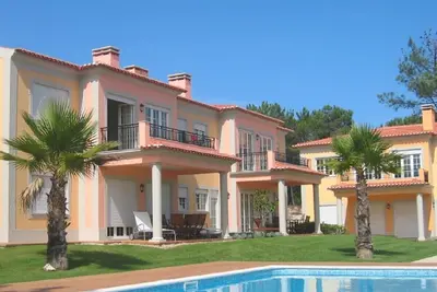 Image de Luxueux appartement 3 chambres à Praia d'El Rey, golf 5*, station balnéaire