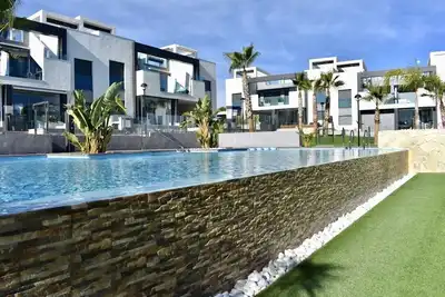 Image de Oasis Beach Ix penthouse de luxe orientée sud dans une nouvelle urbanisation.