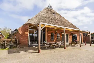 Image de Dormir dans le lit à la ferme, grande maison familiale, accessible en fauteuil roulant