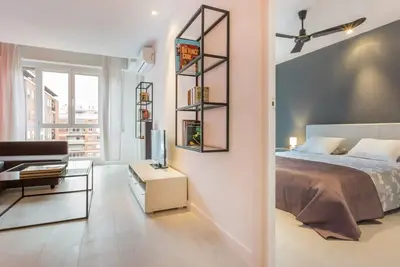 Image de Modern and bright 55m2 studio ideal for 2