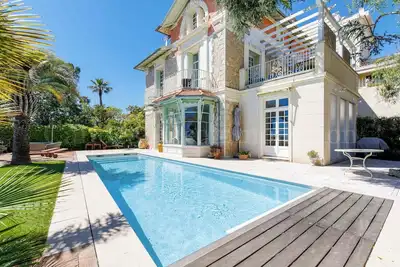 Image de Très belle Propriété avec vue exceptionnelle sur la baie de Cannes