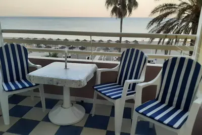 - Home from Home - little piece of heaven on earth! Studio Apartment 2nd Floor