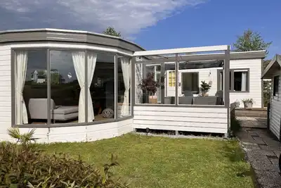 Image de Beau chalet pour 6 personnes à distance de marche de la plage - maintenant réduction de dernière minute