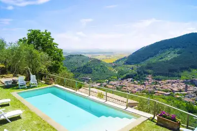 Villa in Tuscany with private pool and Wi-fi above historic Buti, near Pisa