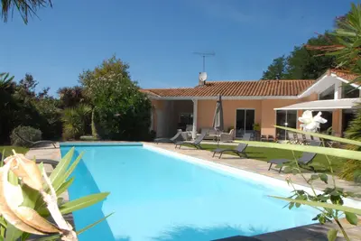 Image de Villa Comtemporaine 170 M2 Piscine 13x4, 5 - Proche  Labenne-Océan - Hossegor