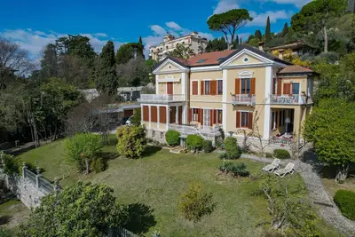 Superbe propriété Waterfront dans un emplacement exclusif. Plage privée.