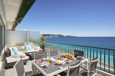 Image de Sunlight properties Sunrise - Penthouse vue mer pour 4 personnes