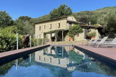 Belle ferme toscane avec piscine et vue imprenable