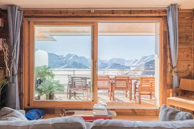 Image de Superb Apartment. 120m2 - Stunning View - Ski On Foot \/ Unique Apprt. With View