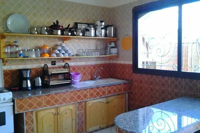 Image de La Villa \"5 Oliviers\" avec piscine - Les Amicales ) - A 2 min de la plage