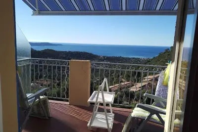 Image de Studio vue magnifique dans petite résidence provençale