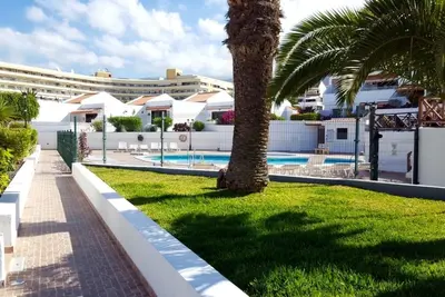 Image de Offre :) Joli studio à San Eugenio Bajo, Wifi gratuit, plage à 3 min