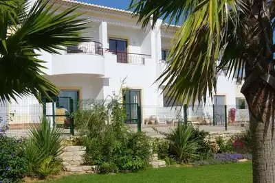 Image de 10% Off 22 Aug-2 Sept 7 Nights Min Stay - Sunny+Sea View+Pool+ Marina&Town+Wi Fi