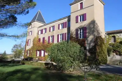 Image de Un beau château de 1800 près de Toulouse, Mirepoix et Carcassonne.