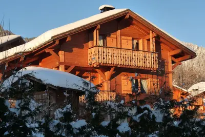 Image de Chalet de Charme - Praz\/Arly proche Megève 150m2 - Jacuzzi - 2 pas des stations