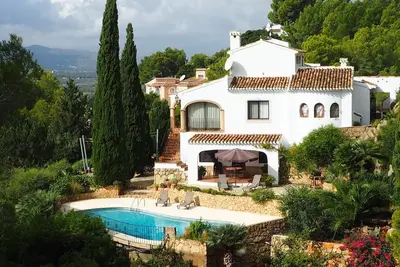 Villa Sol y Luna, situé dans un cadre magnifique avec une vue magnifique, 6 couchages