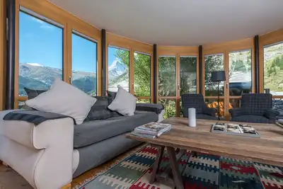 Image de Appartement supérieur avec jardin et vue imprenable sur le Cervin. Wifi rapide.