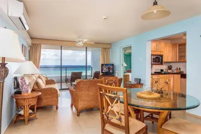 Image de Fabulous Sea Views @  Heavenly Hideaway St Lawrence Beach Condos