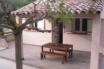 Image de Jolie villa avec terrasse et barbecue à 5km des plus belles plages