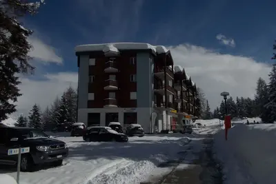 Image de Ski in \/ Ski out, à côté des pistes par les remontées Joc et Petit Vallon