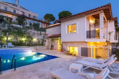 Image de Villa jumelée de luxe de 4 chambres à Kalamar Bay