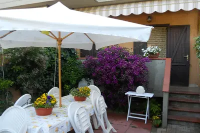 Image de Charmant appartement dans une villa avec jardin au coeur de Porto Ercole