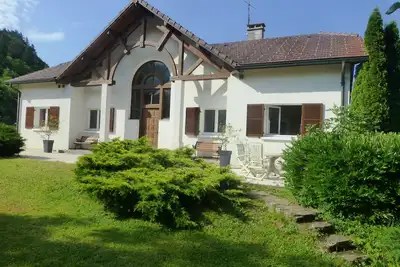 Image de Belle résidence familiale sur la route des lacs