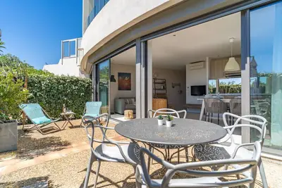 Image de Appartement sur jardin devant la plage à La Grande Motte