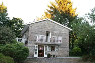 Image de Maison de tourisme en Pontecaldelas, Pontevedra, jardin de 3000 m2 et barbecue