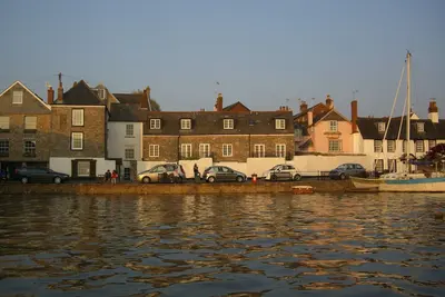 Image de Cottage deux chambres au bord de l'eau avec balcon et vue magnifique sur l'estuaire