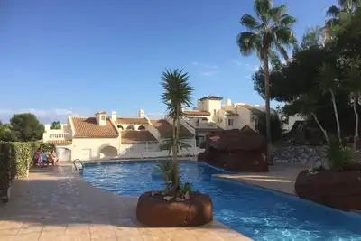 Image de Superbe appartement très équipé (Wifi fibre) avec jardin privé