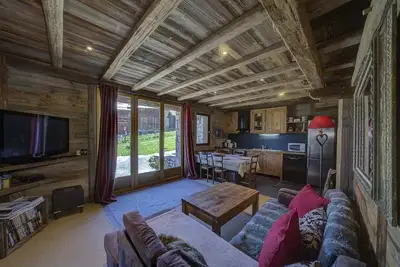 Image de Bel appartement 4* dans chalet avec sauna partagé à 300 mètres des pistes