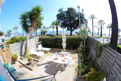 Image de Nice Beachfront Promenade-Private Garden Lux Appartement
