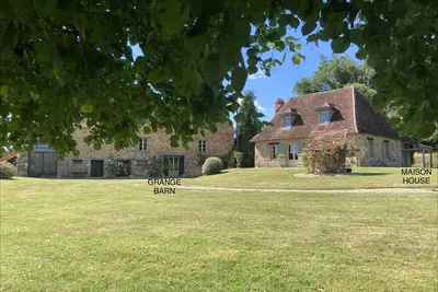 Image de Maison avec grange sur 2 ha, piscine privée, chauffée, étangs, cadre+++