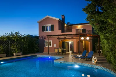 Image de Villa Thalia, près de la plage avec Wi-Fi, A / C, barbecue et piscine privée