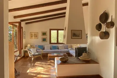 Image de Sardaigne: villa spacieuse et lumineuse avec jardin à quelques mètres de la mer