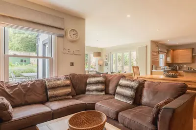 Image de Chalet de luxe avec jardin et parking au coeur du village. 8 personnes