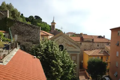 Image de Studio au coeur du vieux Nice sur une place calme. in the heart of old town